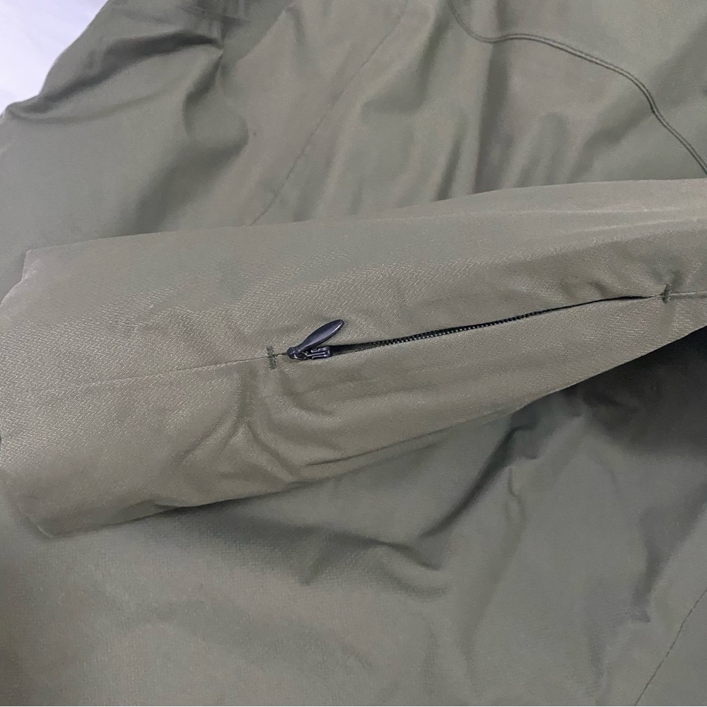 The North Face Olive Quilted Jacket - Picture 5 of 5